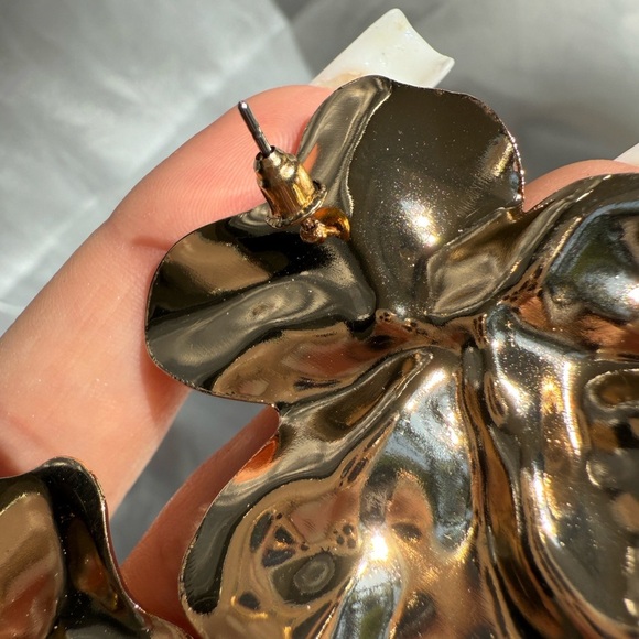 New! ZARA Gold geometric Statemen earrings - Picture 6 of 7